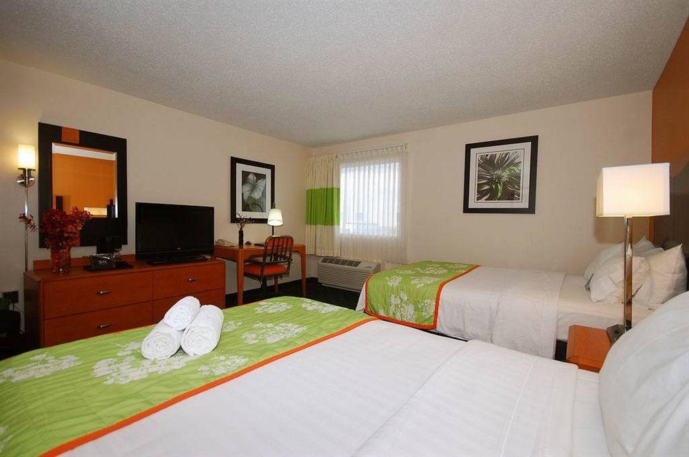 Fairfield Inn Boston Dedham Exteriör bild