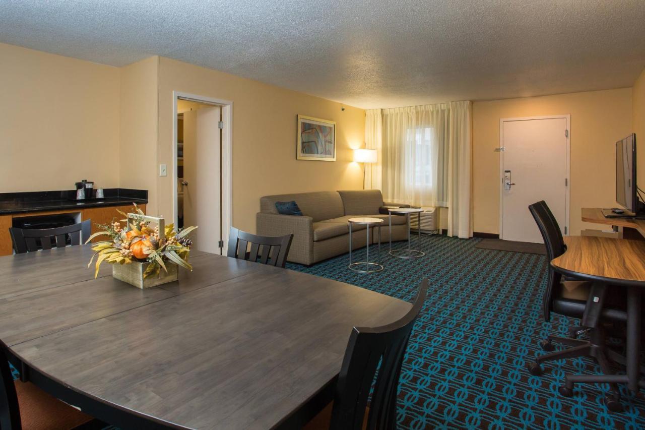 Fairfield Inn Boston Dedham Exteriör bild