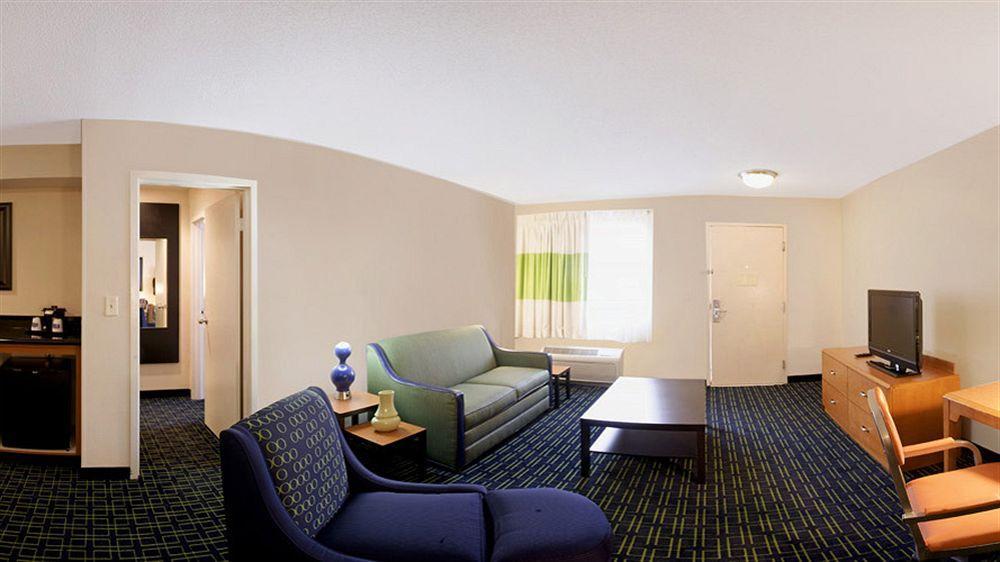Fairfield Inn Boston Dedham Exteriör bild