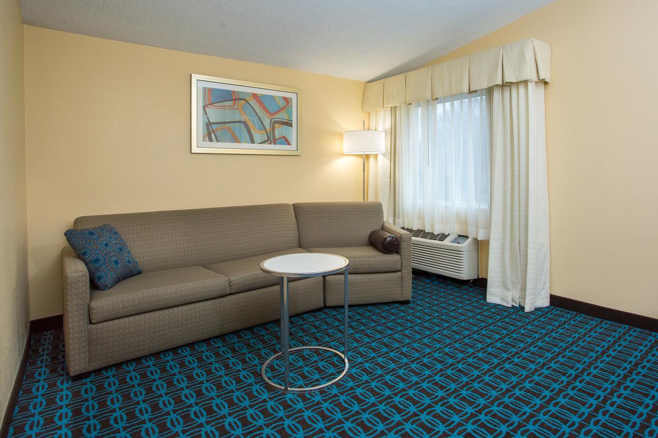 Fairfield Inn Boston Dedham Exteriör bild